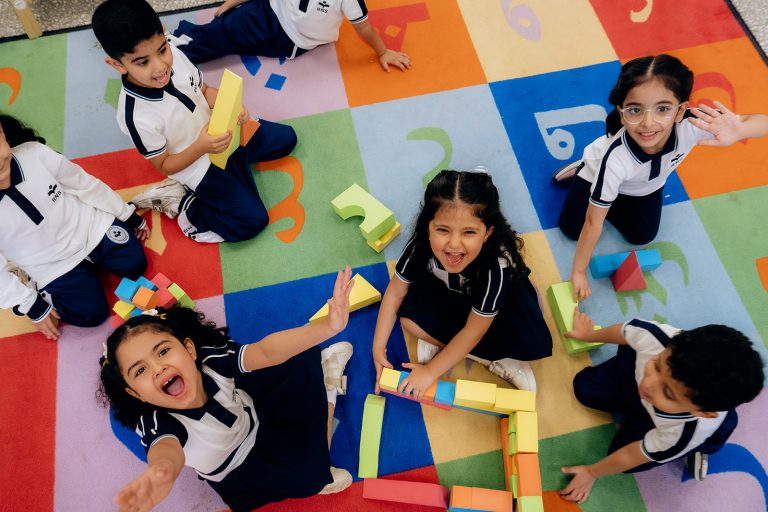 أفضل المدارس العالمية في الرياض: دليل اختيار المدرسة الدولية المناسبة