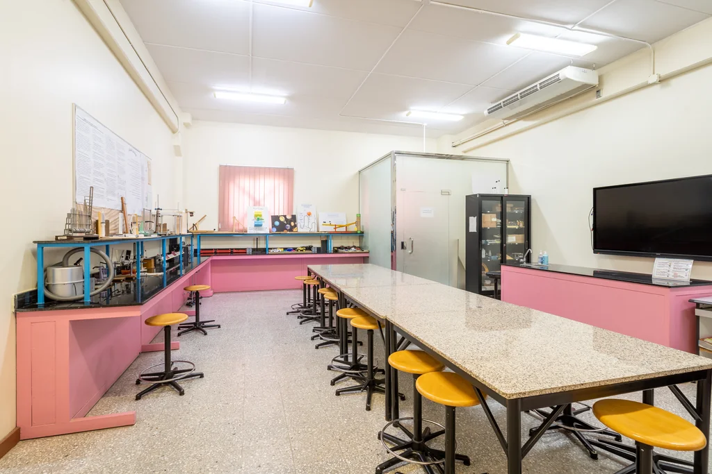 Science Labs